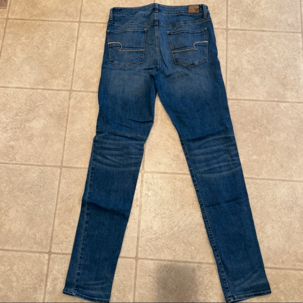 Americans eagle straight leg, light color jeans